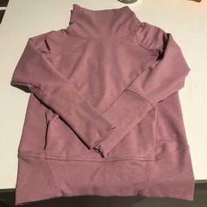 Lulu lemon high lines pullover
